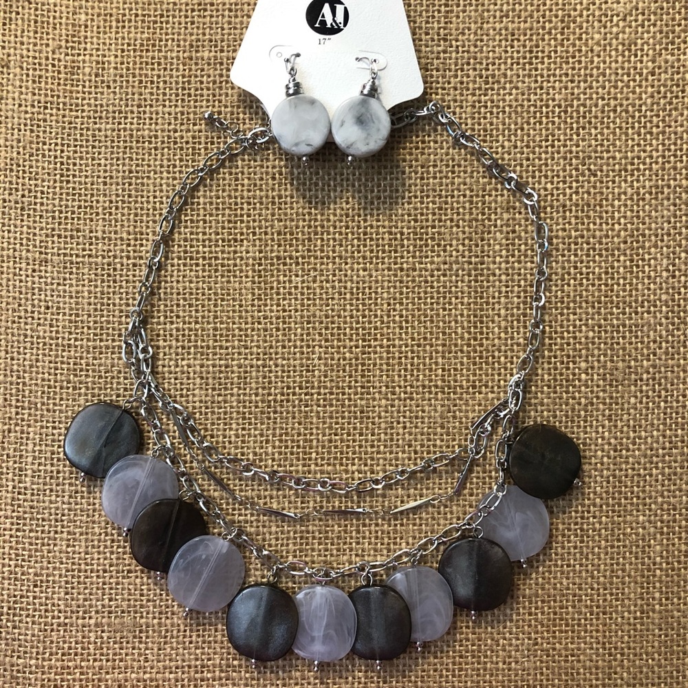 A&I gray tones necklace and earrings! NWT